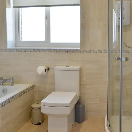 Amazing In With 3 Bedrooms And Wifi Ferienhaus Filey