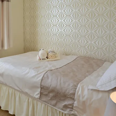 Holiday home Amazing In With 3 Bedrooms And Wifi Filey